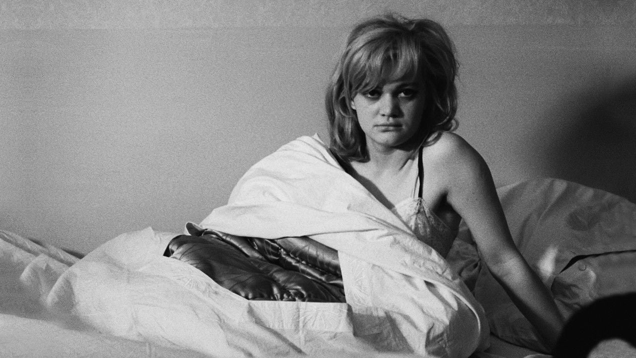 AMOURS D'UNE BLONDE (LES) — TMDB (pass2)